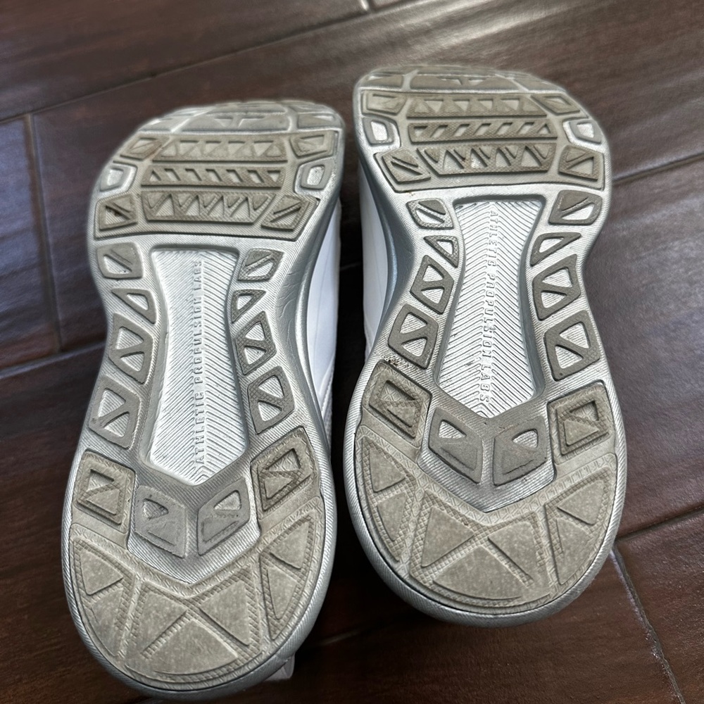 APL Athletic Propulsion Labs (APL) Techloom Bliss /White / Crome size 7 - Picture 6 of 8